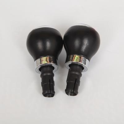 China Universal Black Leather 5 Speed ​​Gear Shift Knob High Quality Car Leather And PC Accessories Car Auto Parts For VW Sagitar for sale