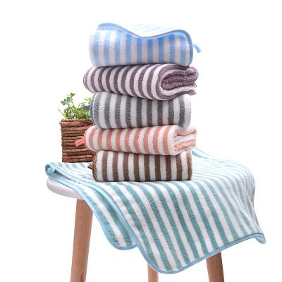 China Viable Wholesale Coral Velvet Woven Coral Bath Towel Microfiber Bath Towel Velvet Towel Barber Shop Tape for sale