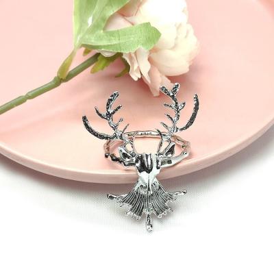 China New Viable Bearded Napkin Ring Alloy Christmas Deer Napkin Buckle Napkin Ring for sale