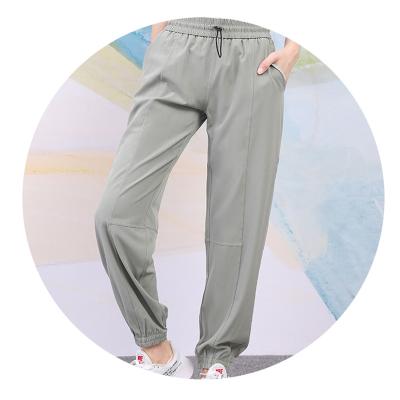 China Latest Trends Lightweight Breathable Quick-Dry Custom Women's Running Sweatpants Tracks Pants for sale