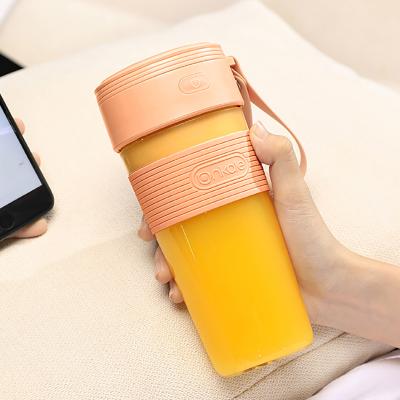 China Adjustable Personal Handheld Fruit Juicer Cup Mini Speed ​​USB Electric Juicer for sale