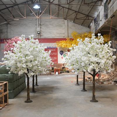 China Eco - Friendly Artificial Cherry Blossom Tree For Wedding for sale