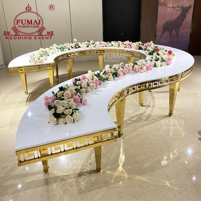 China Modern serpentine shape carved table edge MDF top event banquet table and chair hire set for sale