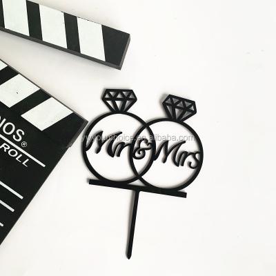 China Mr. and Mrs. Wedding Party Accessories Most Popular Customized Acrylic Cake Topper for sale