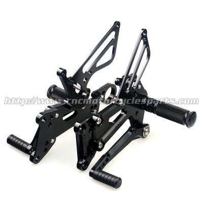 China CNC Milling Aluminum Customized Motorcycle Rear Sets Motorcycle Parts en venta