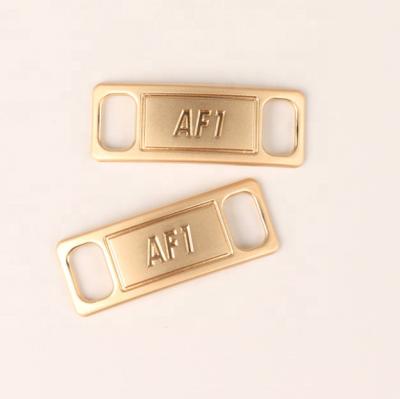 中国 Eco-froendly; No Fading Color Custom Logo Premium Matte Gold Color Shoe Charm Af1 Tag Lace Lock For Lace Accessories 販売のため