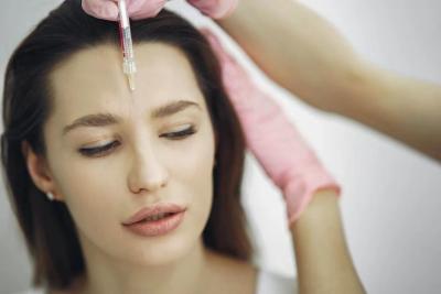 China Injectable Cross Linked Hyaluronic Acid Dermal Filler Sodium Hyaluronate Gel for sale