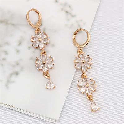 China CLASSIC Elegant Trendy Fashion Earring Gold Cubic Zirconia Jewelry For Woman for sale