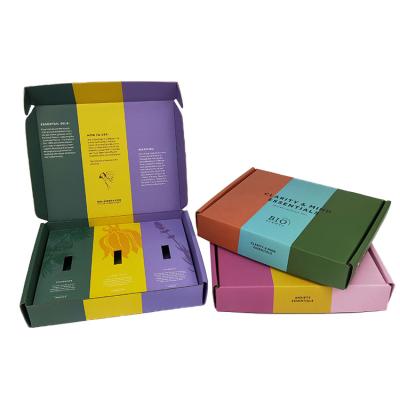 China New Fashion Recyclable Custom Logo Folding Corrugated Paper Box Cosmetic Packaging for sale