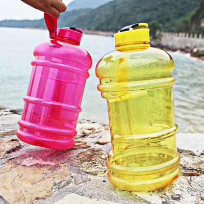 China Large Viable Plastic 2.2L PETG Sports Water Bottle Kettle for sale