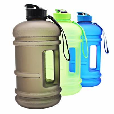 China 2 Liter Large Capacity Plastic Portable Outdoor Fitness Water Bottle Leak Proof Half Gallon Water Bottle for sale