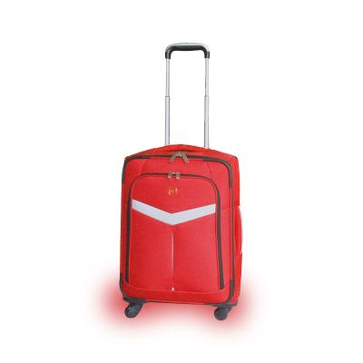 China 2021 Polyester New Design Lightweight Travel Luggage Set for sale