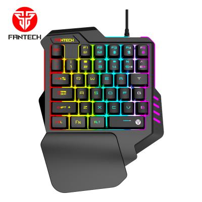 China 35 Key Mini Professional One-Handed Gaming Keyboard Fantech K512 ARCHER with 2 Macro Buttons for sale