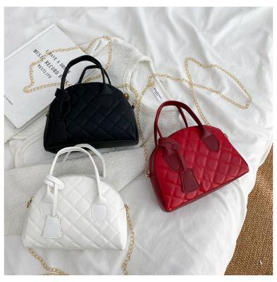 China 2022 spring high quality fashion news women's bag rhombus chain bag all-match single-shoulder messenger bag niche handbag for sale