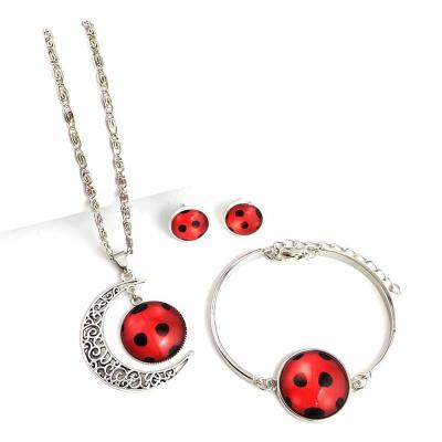 China 2022 New Trend Charm Ladybug Earring Bracelet Jewelry Set Environmentally Friendly Girl Ladies Moon Ladybug Necklace for sale