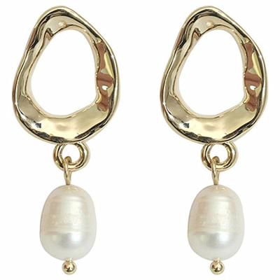 China New Design CLASSIC Simple Gold Plated Pearl Earring Beads 2022 for sale