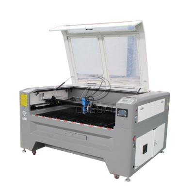 China 1.5mm Stainless Steel 15mm Wood Laser Cutting Machine with RuiDa Live Focusing System for sale