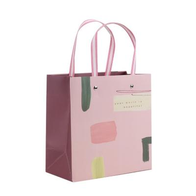 China Recyclable Customized Small Pink Paper Gift Bag Wedding Candy Gift Bags for sale