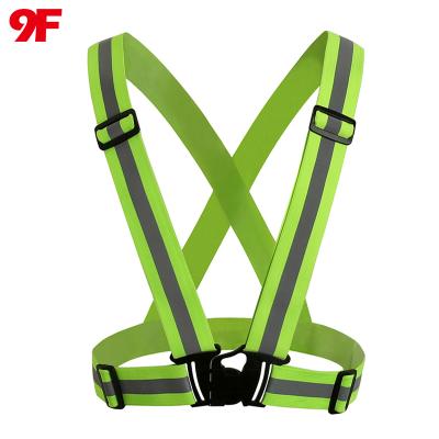 China Adjustable Running Reflective Jogging Belt Fashion Safety Vest Easy Grip for sale