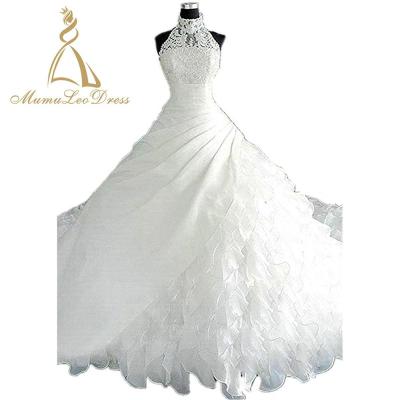 China Breathable Lace Satin Handmade Beaded Appliqued Organza Ruffled Halter Train China OEM Supply Net Wedding Dress Royal Ball Gown for sale