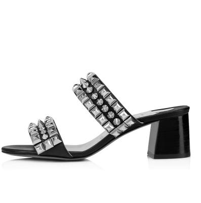 China Fashion Trend Customize Studs Spikes Mule Shoes Women Red Bottom Heels Slippers Ladies Square Heel Sandals Heel Mules Slip Sandals For Women for sale