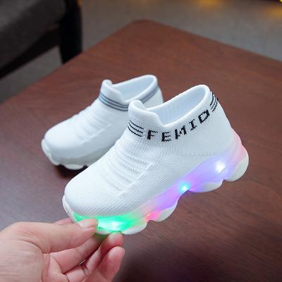 China Round Lighting Lights Laces Shoes Boys Kids Girls Man Sneakers Box Frozen Flashing Led Trainers Long Shoes for sale