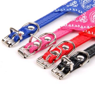 China Fashion Large, Medium and Small Pet Towels Saliva Dogs Pet Triangle Collars Supplies for sale