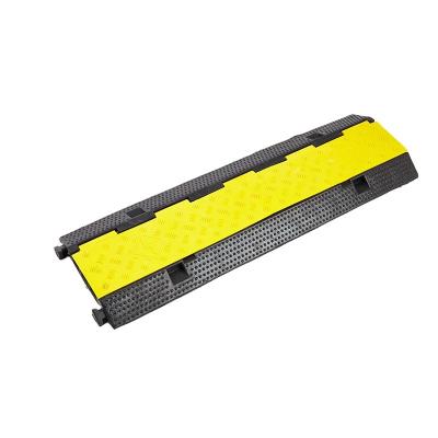 China Quick Delivery 100*30*5cm Indoor And Outdoor Rubber Knockdown Board Protector Pressure And Impact Resistance Of 3 Cable Road Channel for sale