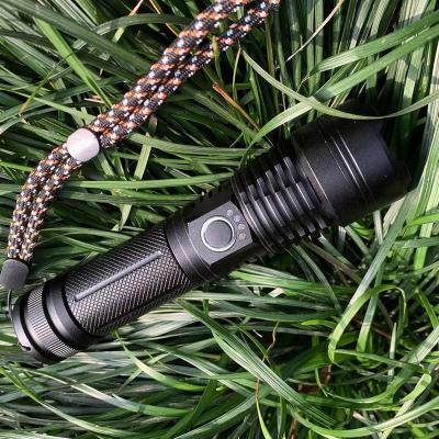 China Super Zoomable 1000 Lumens Emergency Flashlight Super Long Standby Rechargeable Flashlight Led Flashlights for sale