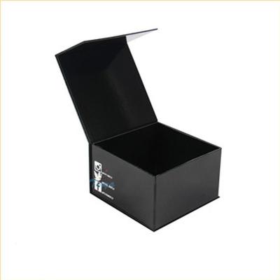 China Recycled Materials Manufacture Customized Colorful Round Gift Paper Hat Shopping Box In Bulk for sale