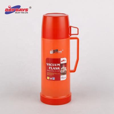 China DAYDAYS Vacuum Flask 450ml PORTABLE Plastic Thermos Flask for sale