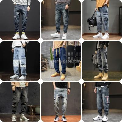 China Breathable Vintage Ripped Hip Hop Jeans With Multiple Pockets For Men Work Wear Jeans for sale