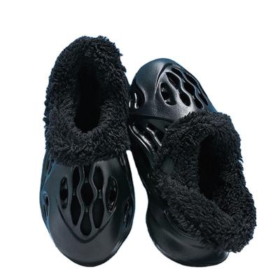 China Turn On 2023 Fashion EVA Molded Warm Fur Lined Comfortable Winter Outdoor Slippers Sandals Clogs All Gender Boys Girls Ladies Men for sale