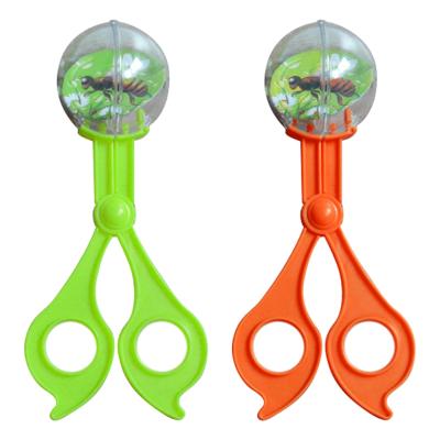 China Plastic Bug Sight Insect Catcher Scissors Insect Scoop Insect Clips Scissors Hold Toys For Kids for sale