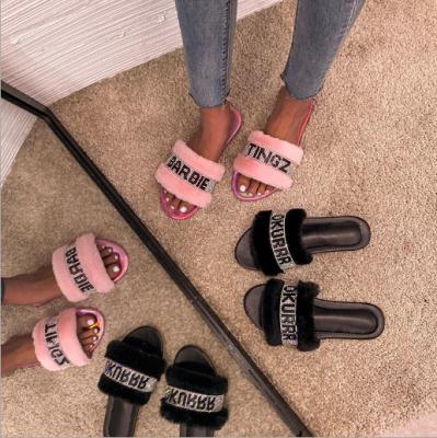 China Large Size Flat Casual Slippers Women Fur Sandals Breathable Slide Sandals for sale