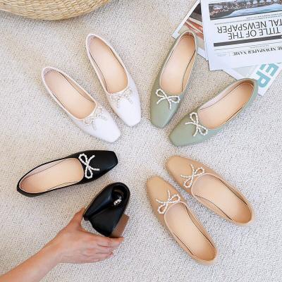 China Lightweight Cheap Ladies Shoes Stylish Women's Fashion Flat Shoes Comfortable Bow Solid PU Leather Flat Shoes for sale