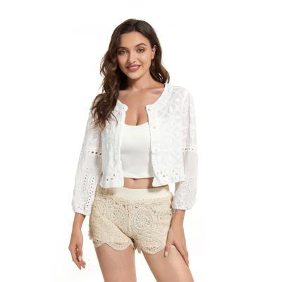 China Breathable Women Beige Crochet Shorts Lace Up Flower Classic Ladies Beach Pants for sale