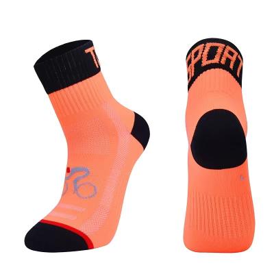 China Viable Barred Customize Socks With Logo Sports Training Fashion Running Trampoline Anti Slip Handle Kicks Football for sale