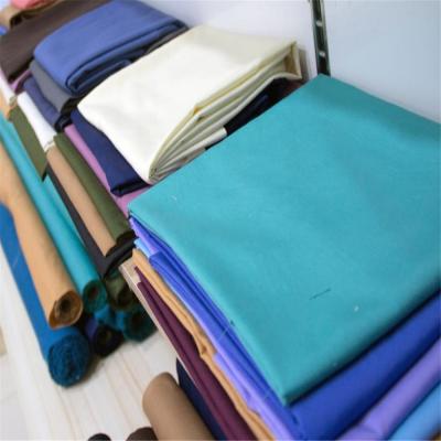 China Hot sale anti-static 100% polyester spun filament thobe fabrics for arabic thobes in different colors for sale