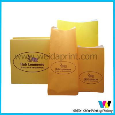 China Matte Lamination Small Kraft Paper Gift Bags , Paper Merchandise Bags for sale