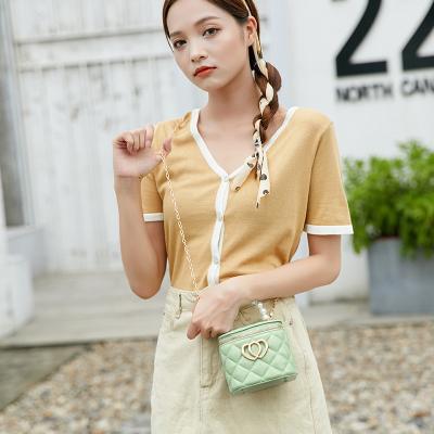 China Brand New PORTABLE Mobile Phone Cross - Wholesale Cross Jelly Handbags For Girls With High Quality Body Purse Sling Chain Shoulder Bag for sale