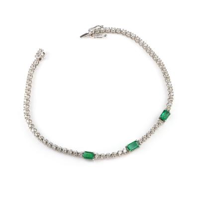 China FASHIONABLE original luxury emerald and white diamond tennis bracelet for women for sale