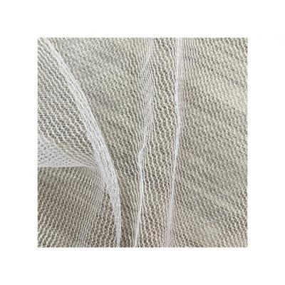 Chine Tissu en maille de polyester micro Tulle net dur Résistant à l'abrasion Pour revêtement Tricoté à vendre