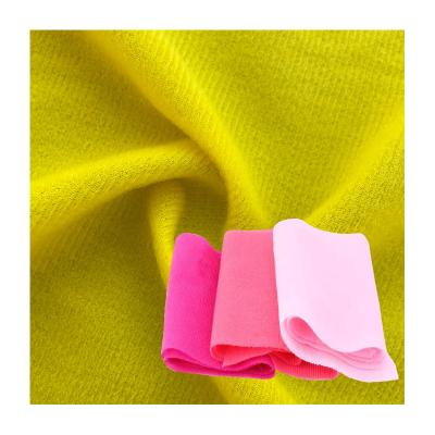 China Knitted Polyester Velvet Fabric Color Fastness Grade 3-4 105-180gsm for sale