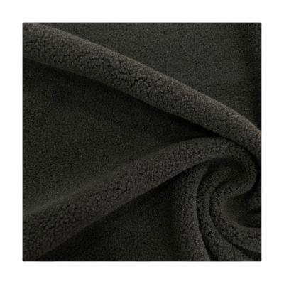 Chine 100% polyester Polar Fleece Tissu tricoté imperméable à l'eau 4 façons d'étirer pour les vêtements à vendre