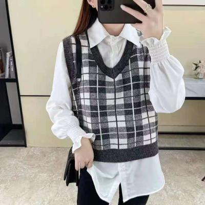 China W004 2021 Viable Women's V-neck Plaid Print Sweater Invest Sleeveless Rib-knit Crop Tank Tops for sale