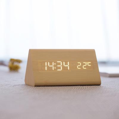 China Promotion Eclectic Wooden Digital Bamboo Fashion Led Alarm Clock Animal Sound With Led Digital Clock Pendulum for sale