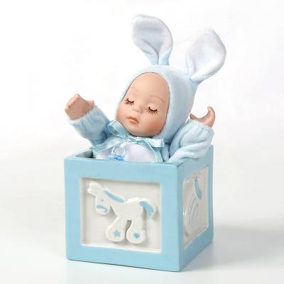 China Unique Products In The Market Tradable Unique Baby Shape Keepsake Music Box for sale