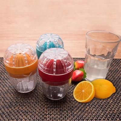 China Viable Creative Kitchen Tool Design Lemon / Manual Fruit Juicers for sale