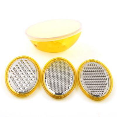 China Sustainable Multifunctional Kitchen Stainless Steel Razor Garlic Grater for sale